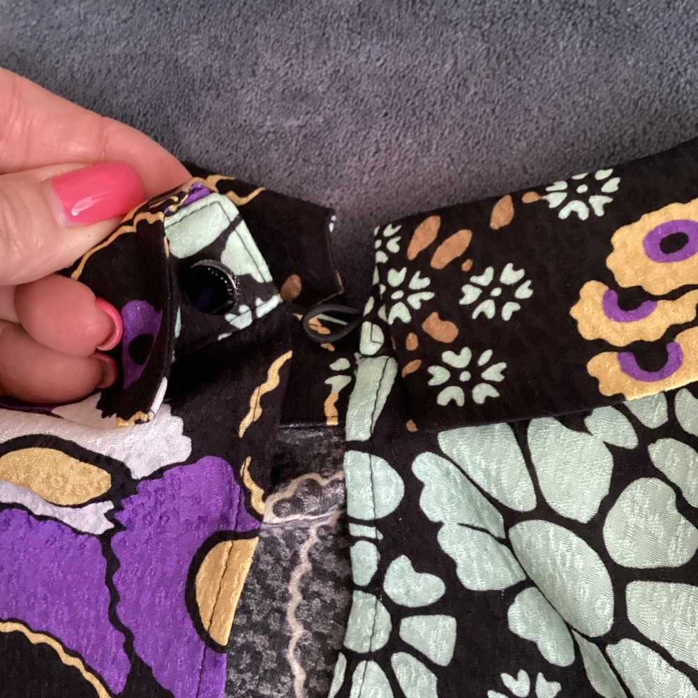 Ted Baker London Black Yvonn Exaggerated Shoulder Floral Crepe Top‎ Size 1 - Picture 12 of 16